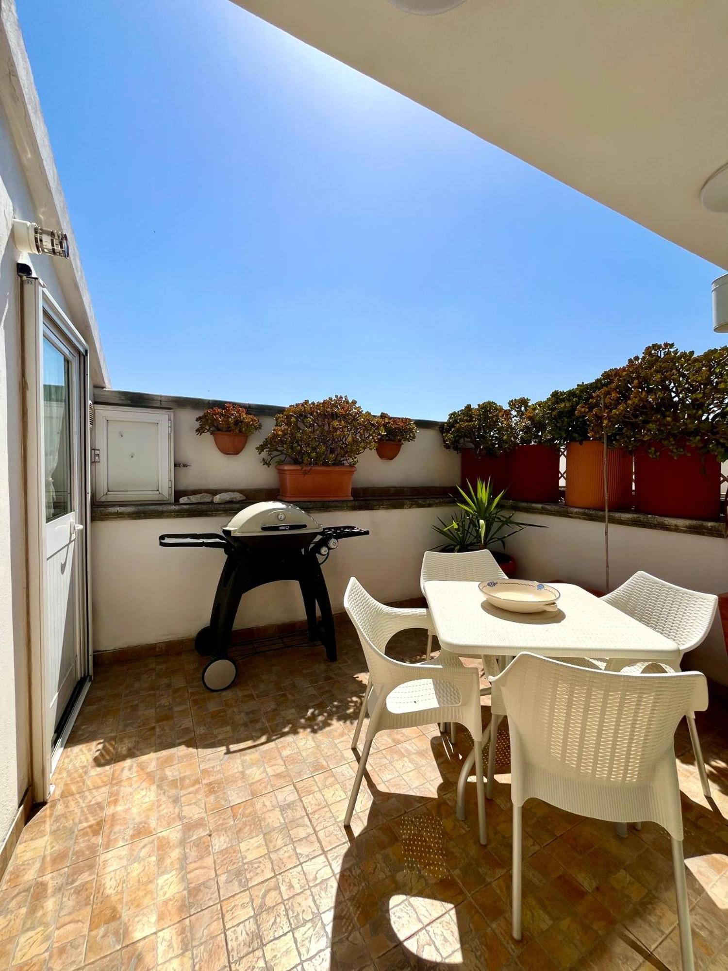 Perla Del Faro Apartment